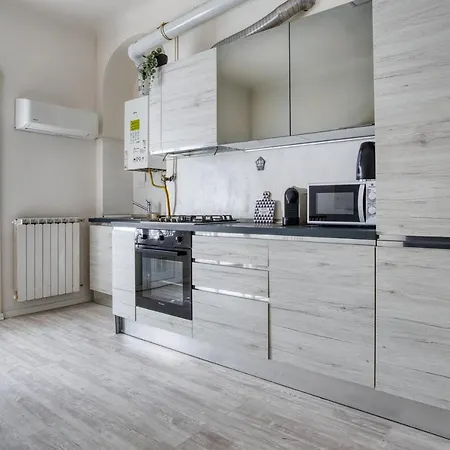 Apartment Joivy Chic 1 Bed Flat Milan